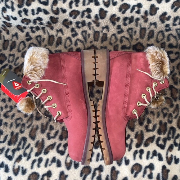 Timberland Boots Girls Size 3 Burgundy Boot Fur Timberland A1U5A Water Resistant - Picture 10 of 16